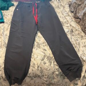 Women’s Scrubs - Figs High-Waisted Joggers Size M/Petite